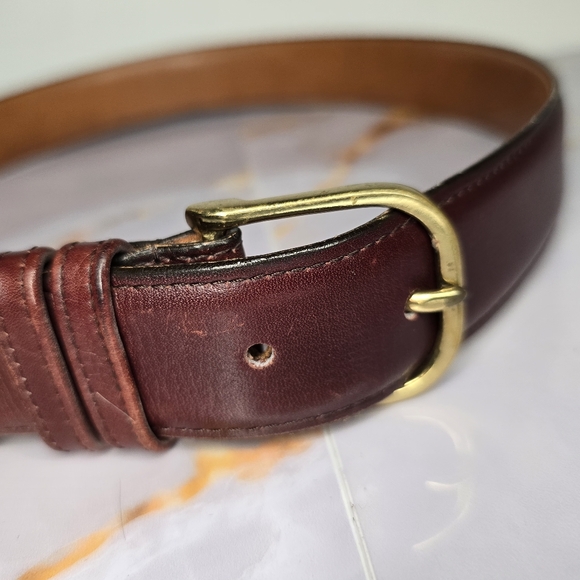 5602 THIS IS A COACH BELT. IT WAS MADE IN NEW YORK CITY OUT OF ENGLISH CALFSKIN - Picture 6 of 11